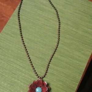 Boutique metal flower necklace